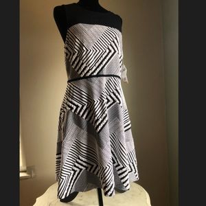 Julia Jordan Black and White Dress size 12